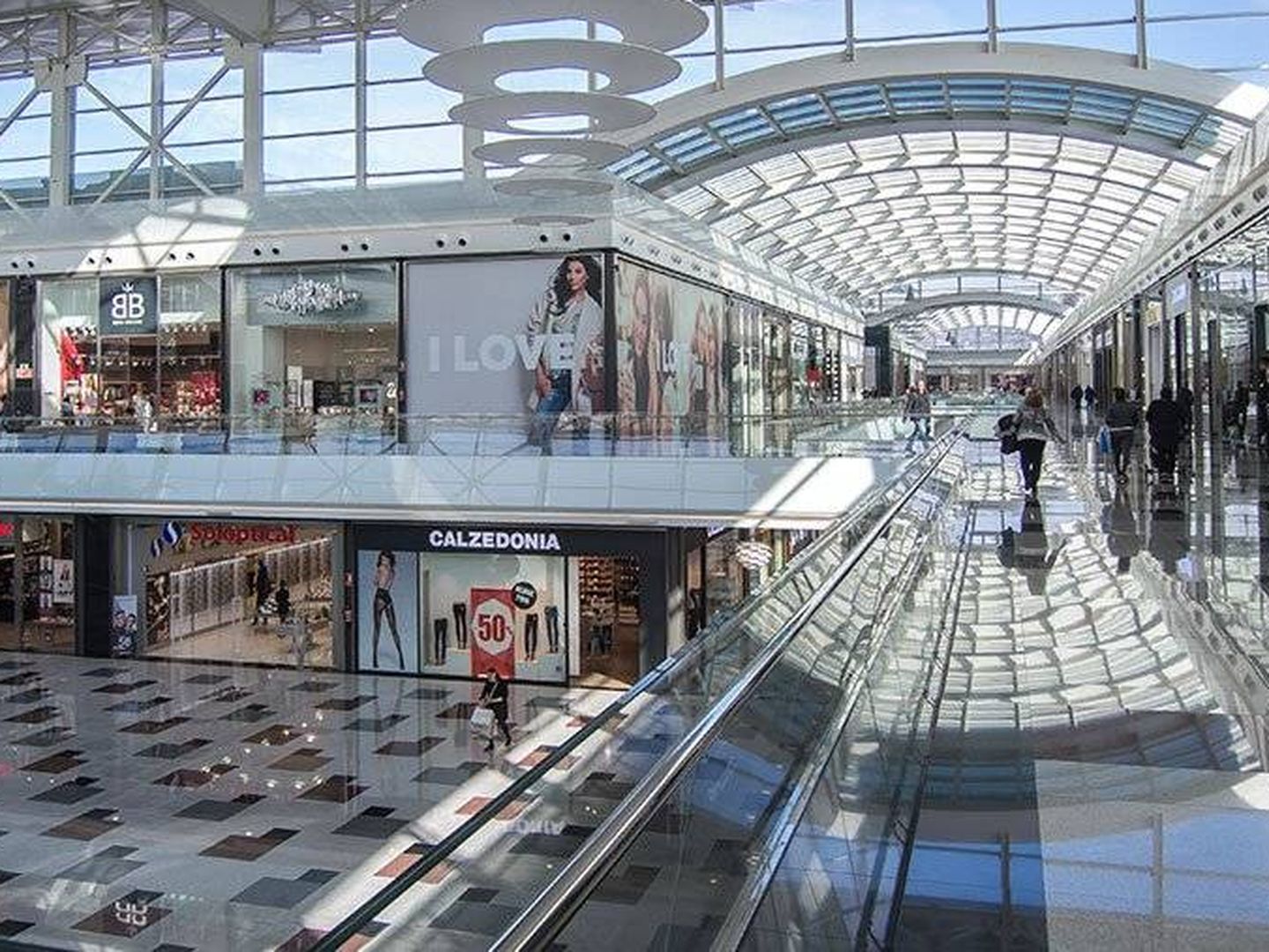Centro comercial Nevada Shopping, de Granada.
