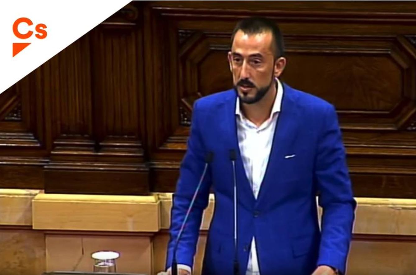 Carlos Sánchez, diputado de Ciudadanos, en una intervención en el Parlament de Cataluña. (Ciudadanos)