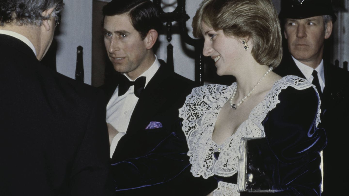 El príncipe Carlos y la princesa Diana, en 1982. (Getty)