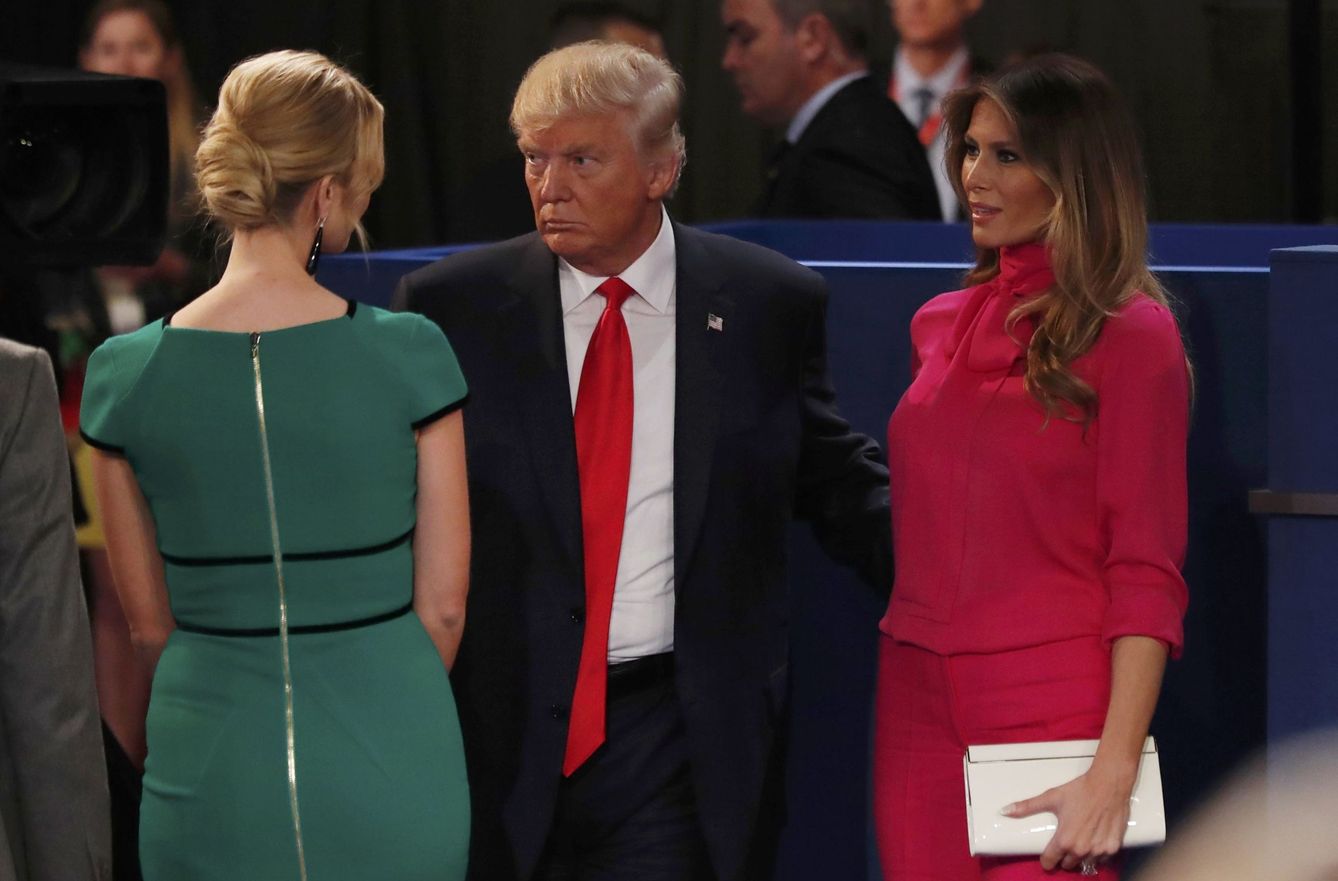Donald Trump con su mujer y su hija. (Reuters)