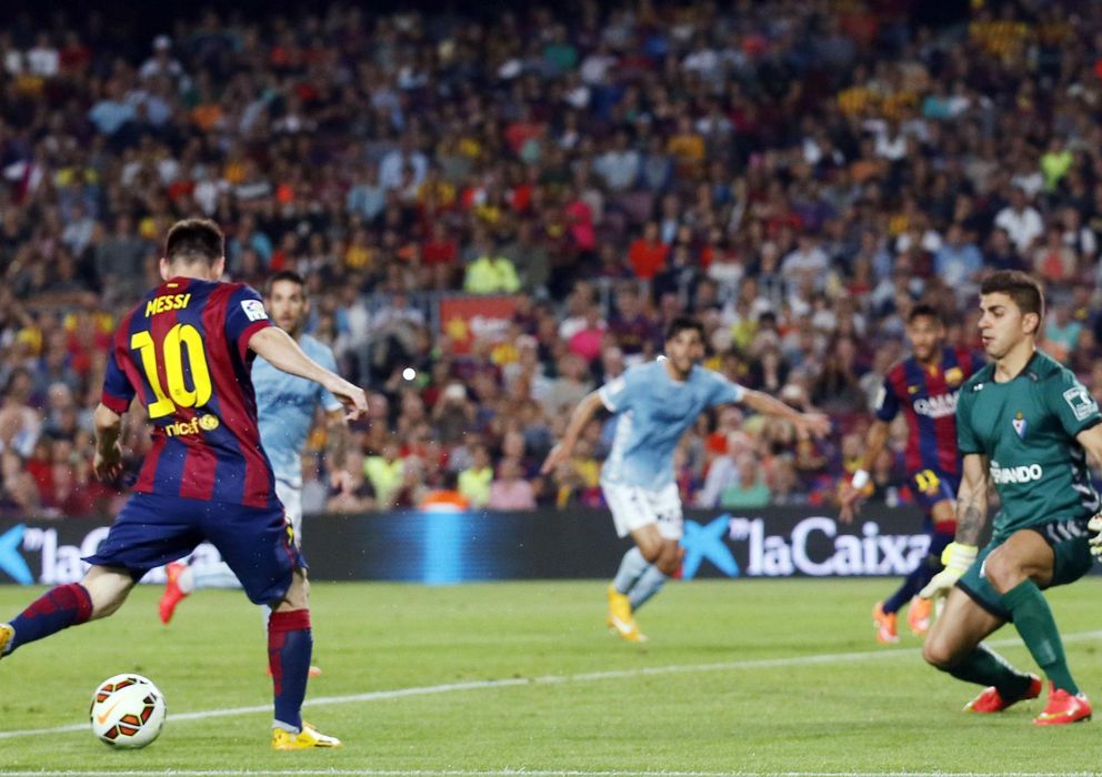 Foto: Messi en una de las oportunidades de gol que dispuso ante el Eibar. 