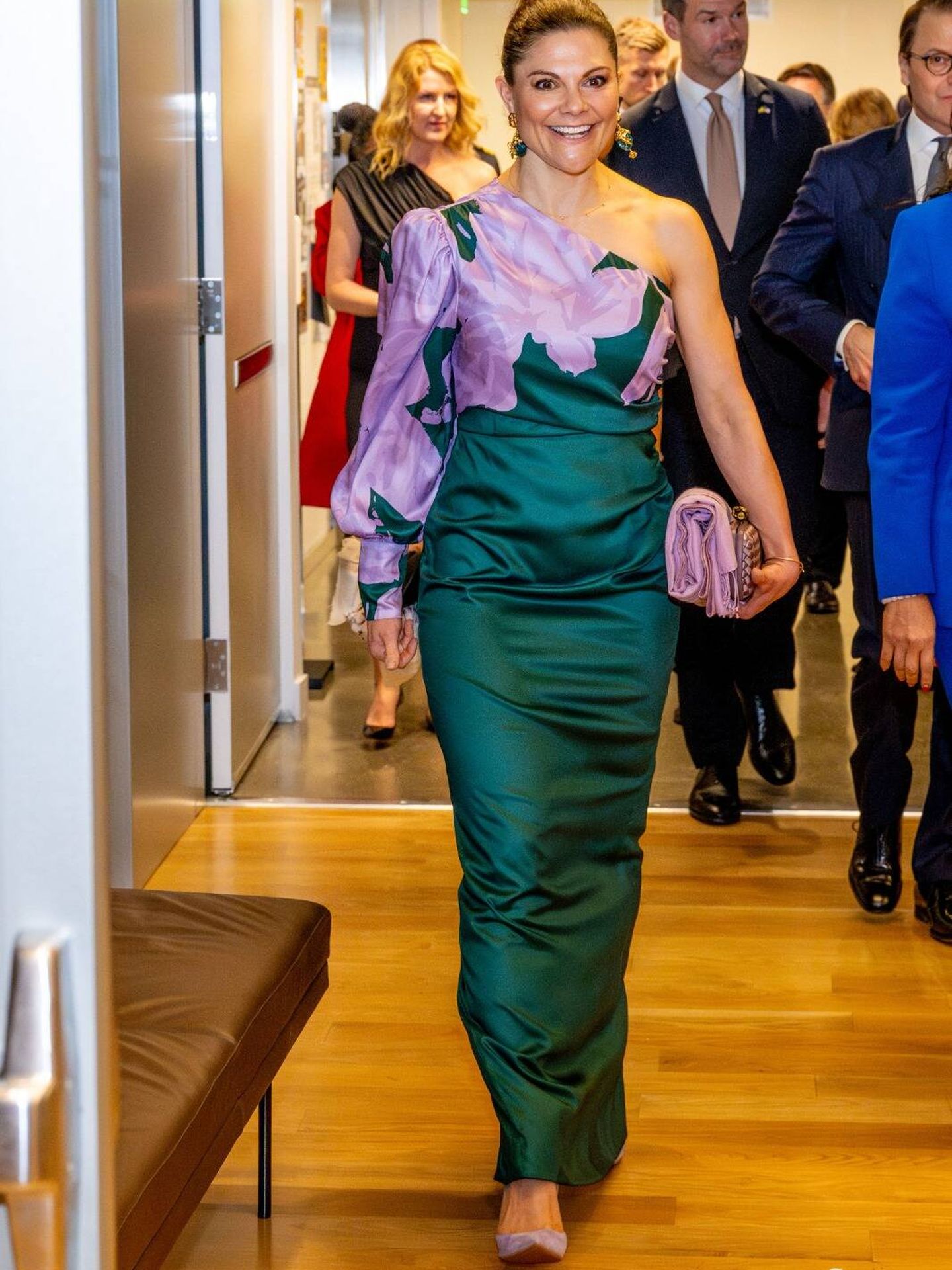  La princesa Victoria de Suecia, con vestido de gala de By Malina. (Gtres)