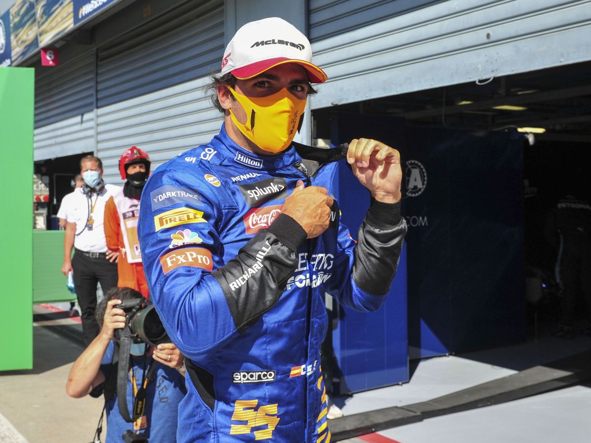 Foto: Carlos Sainz al terminar la clasificación del Gran Premio de Italia. (EFE)