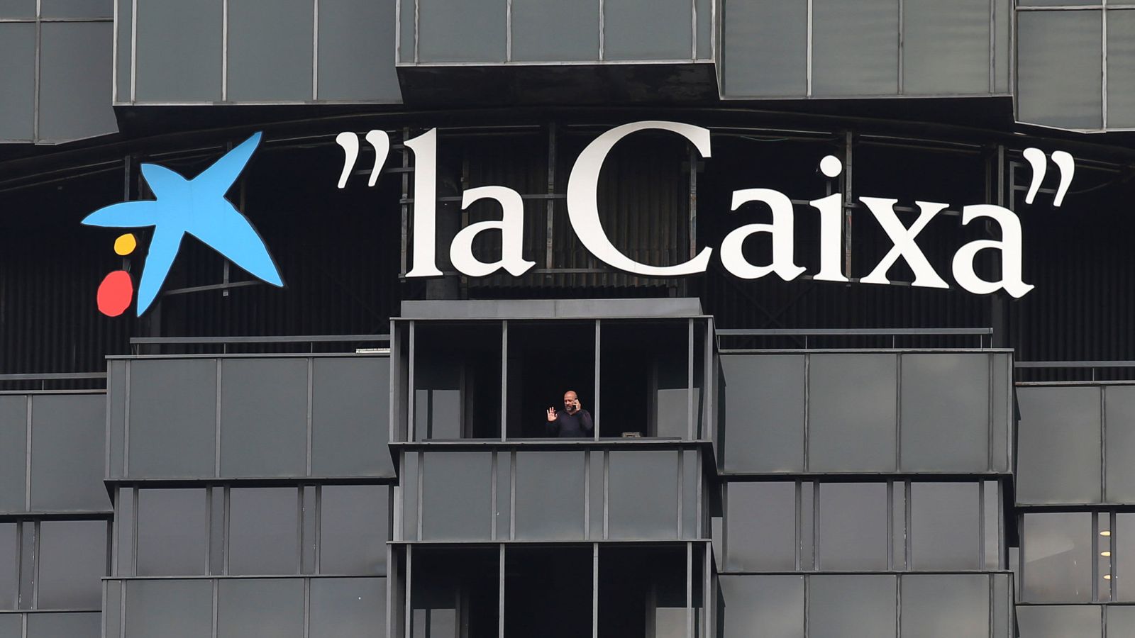 Foto: Sede de CaixaBank, en Barcelona. (Reuters)