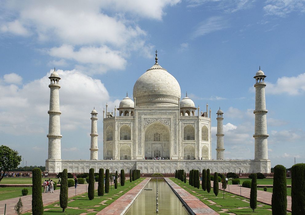 Foto: Taj Mahal (Yann, editado por Jim Cartar)