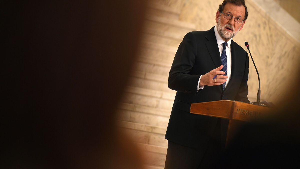 Rajoy gana tiempo y sigue "analizando" el Gobierno de Torra para mantener el 155