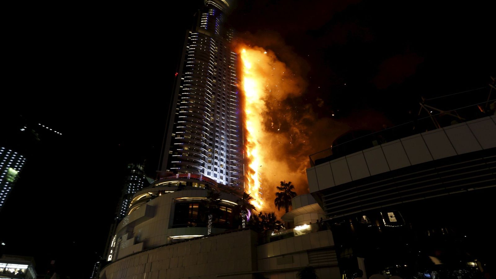 Foto: Hotel en llamas en Dubai