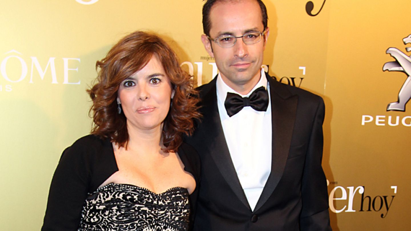 Soraya Sáenz de Santamaría y su marido Iván Rosa.