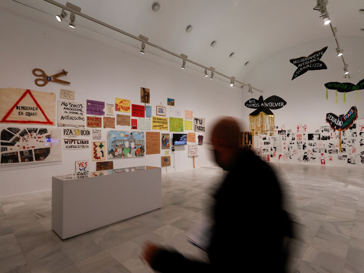 Sala dedicada al 15-M instalada en el Museo Reina Sofía de Madrid como parte de la nueva colección. (EFE)
