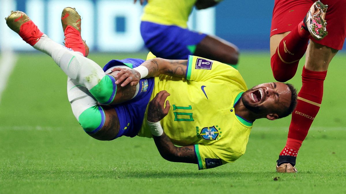 La cacería a Neymar sigue en el Mundial de Qatar y el cambio de actitud que tiene Vinícius