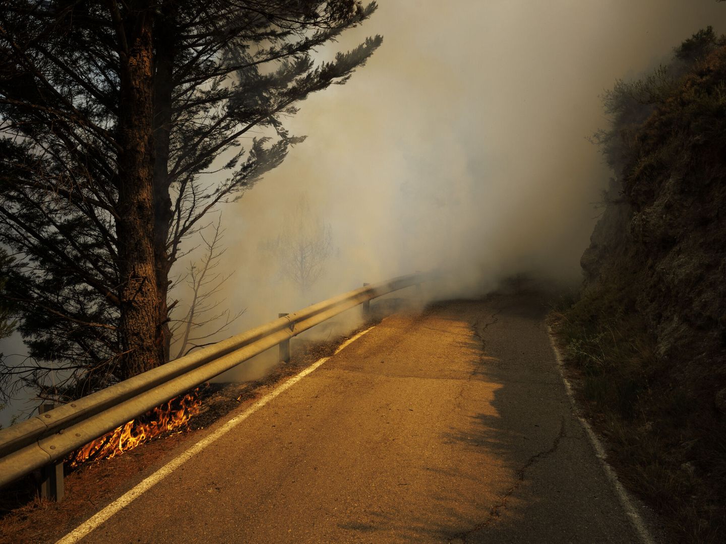 El incendio en Bejís (Castellón). (EFE/Biel Aliño)