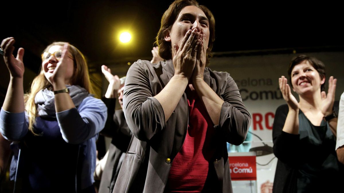 El triunfo de Ada Colau en Barcelona retrasa el impulso soberanista
