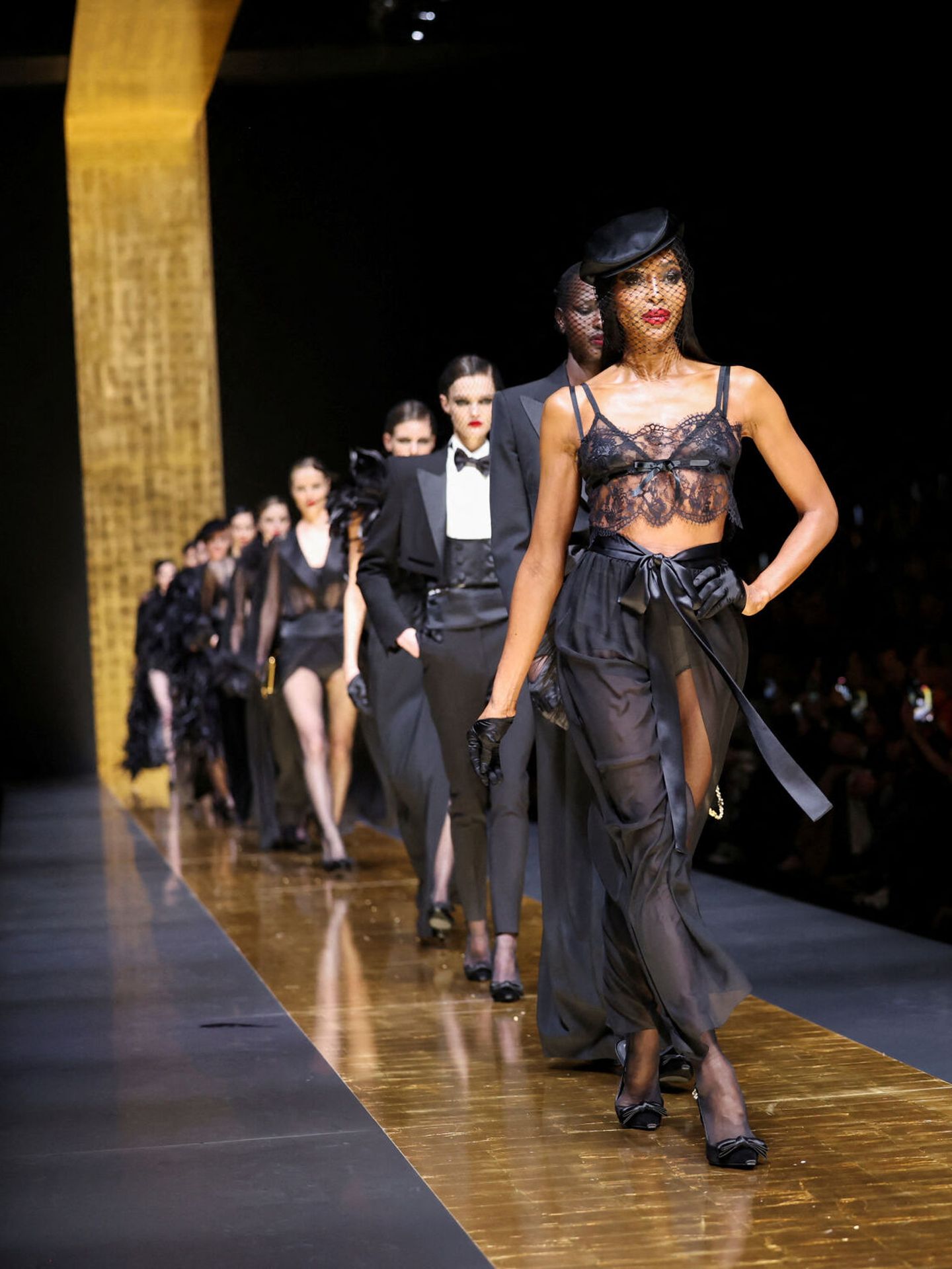 Naomi Campbell para Dolce & Gabbana. (Reuters/Claudia Greco)