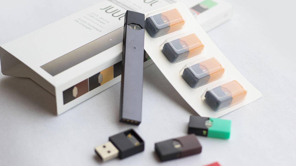 JUUL, el USB con nicotina: aún no se vende en España pero ya asusta a padres y médicos