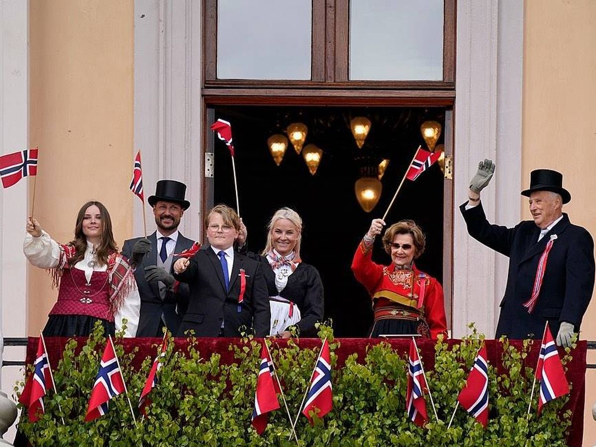 Foto: La familia real noruega, durante la celebración del Día Nacional. (IG)
