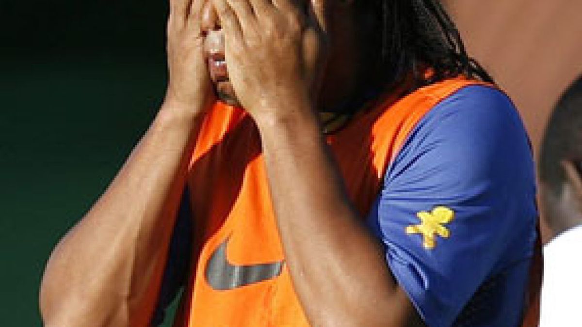 Dunga deja fuera de la selección a Ronaldinho