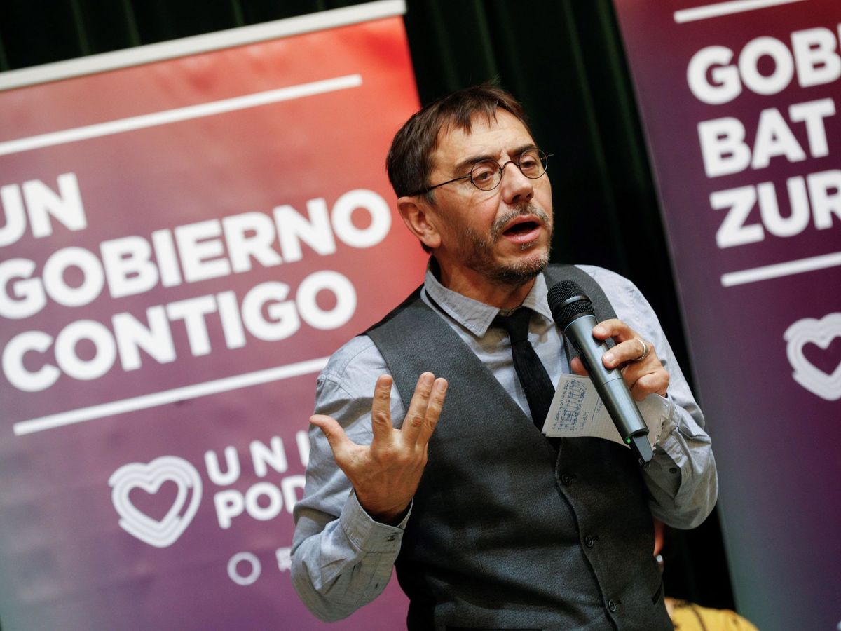 Foto: El cofundador de Podemos Juan Carlos Monedero, durante un acto electoral del partido en la campaña de los últimos comicios generales. (EFE)