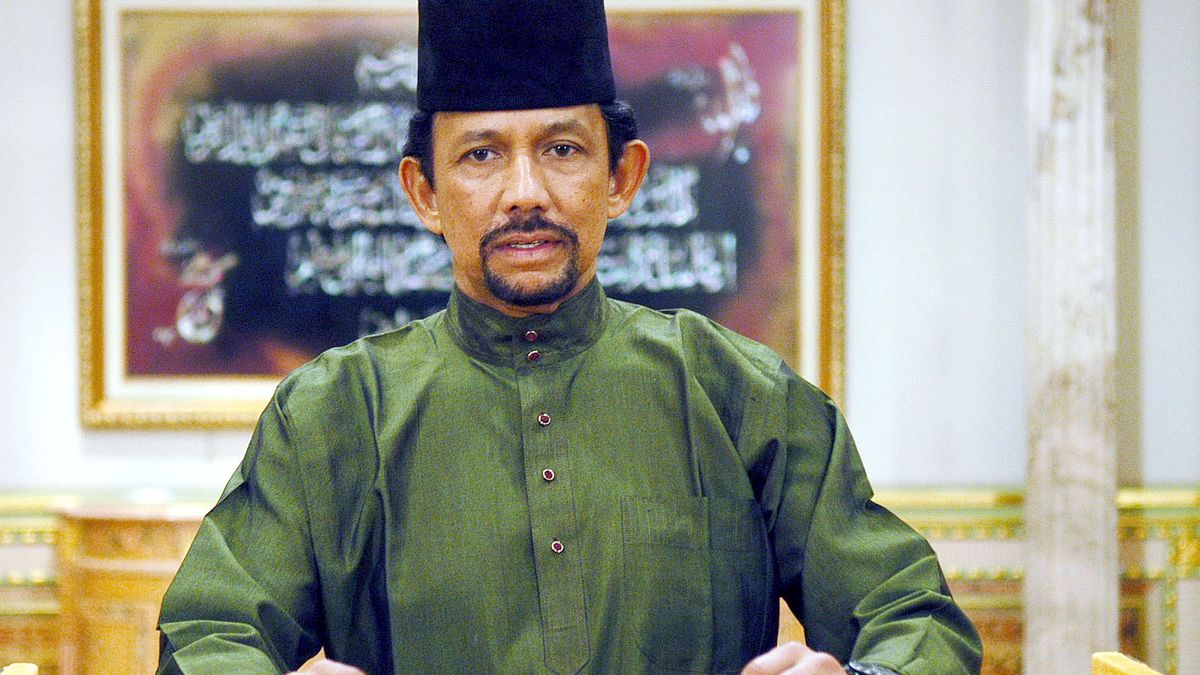 El sultán de Brunéi, un repartidor de millones entre los famosos