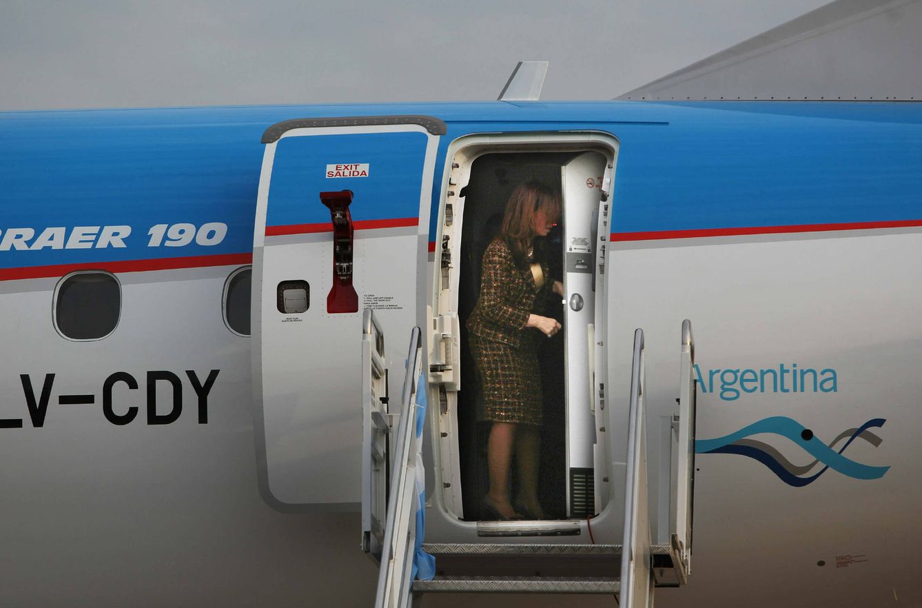 Cristina Kirchner en uno de los aviones