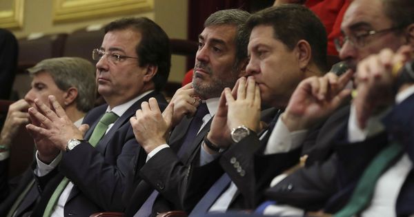 Foto: Guillermo Fernández Vara, Fernando Clavijo, Emiliano García-Page y Javier Lambán, el pasado 6 de diciembre. (EFE)