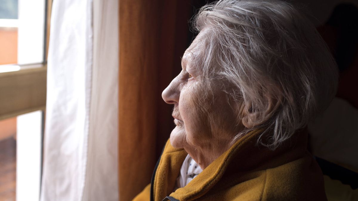 Quizás no estés condenado: el Alzheimer no solo depende de tu ADN, según un estudio