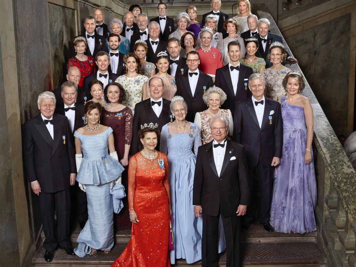 Foto: Las familias reales europeas, en el 70º cumpleaños de Carlos Gustavo de Suecia. (Gtres)
