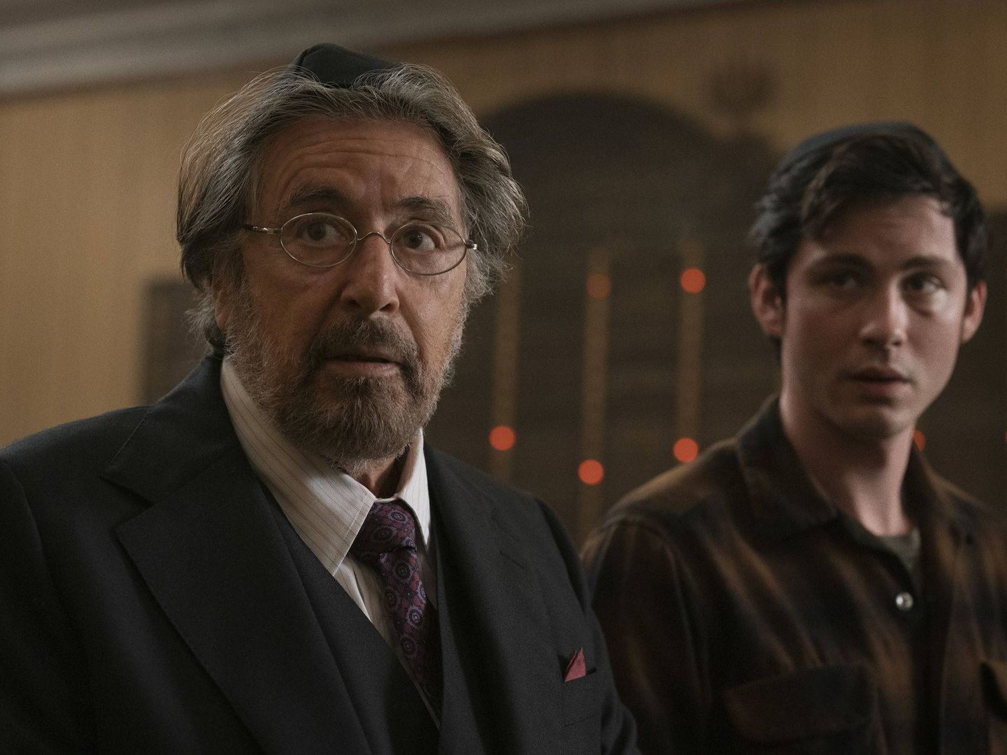 Al Pacino y Logan Lerman, protagonistas de 'Hunters'. (Amazon Studios)