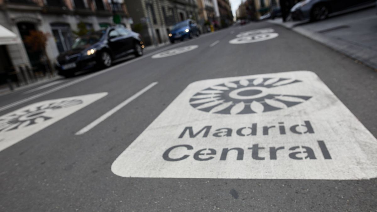 La batalla judicial del carmenismo amaga con arruinar el Madrid Central de Almeida