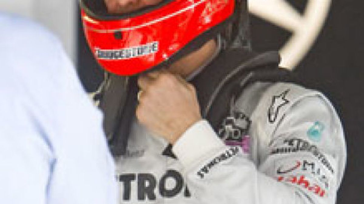 Schumacher eclipsa la vuelta de De la Rosa y las cinco caras nuevas en la parrilla