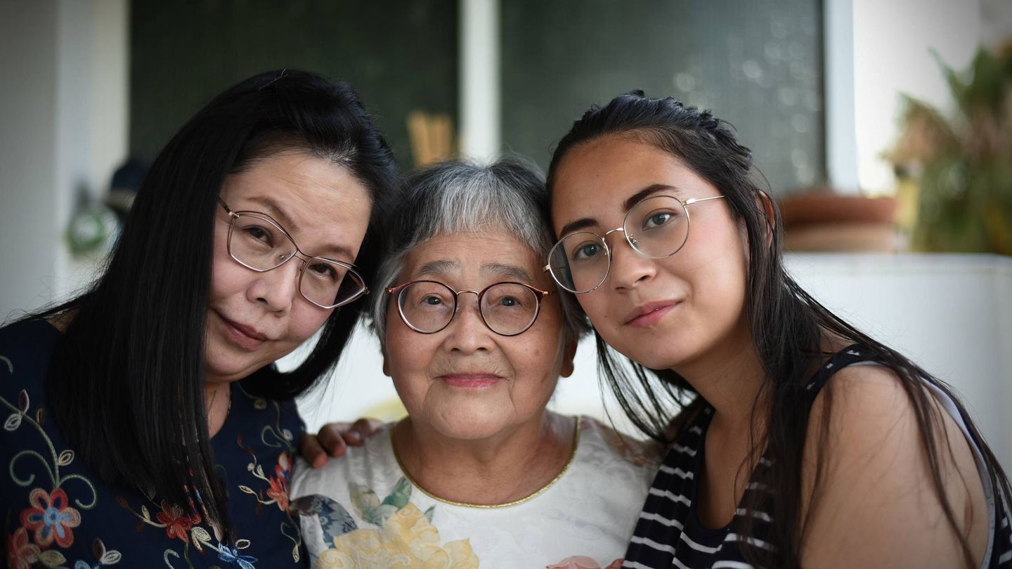 Sekiko, Takako y Alicia, las tres generaciones juntas. (Toñi Guerrero)