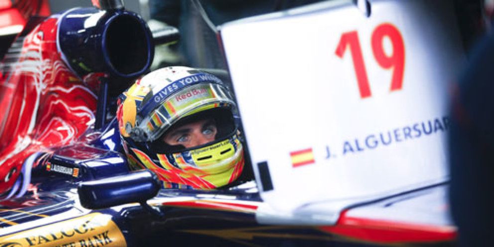 Foto: Alguersuari se gana un volante en Toro Rosso carrera tras carrera