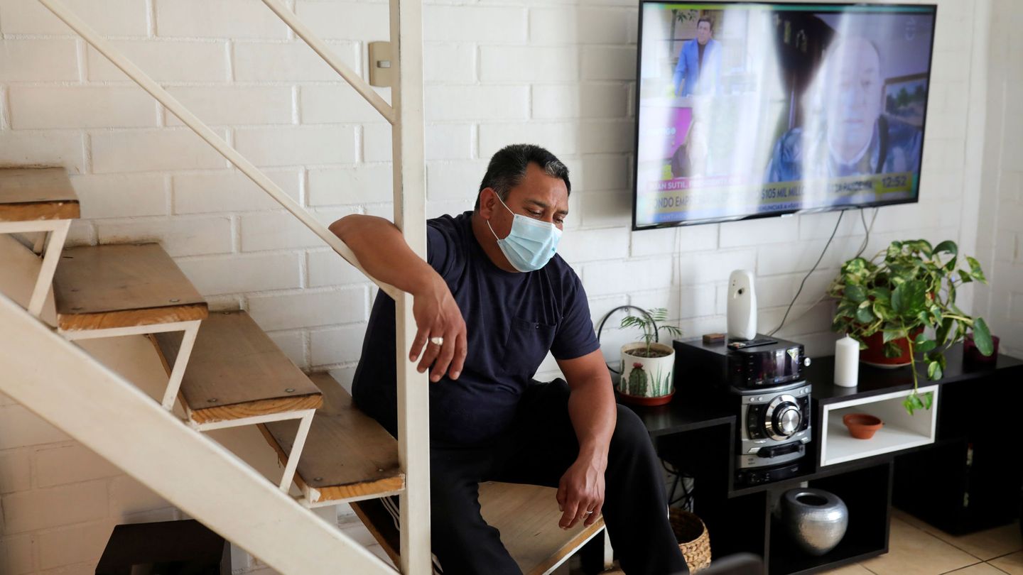 La pandemia lo ha complicado todo para quienes buscan trabajo (Reuters/Pablo Sanhueza)
