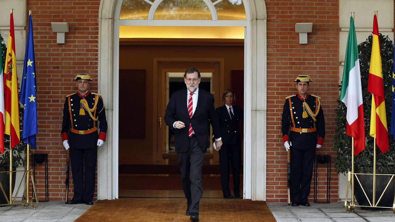 Foto: El presidente del Gobierno, Mariano Rajoy, en el Palacio de la Moncloa. (EFE)
