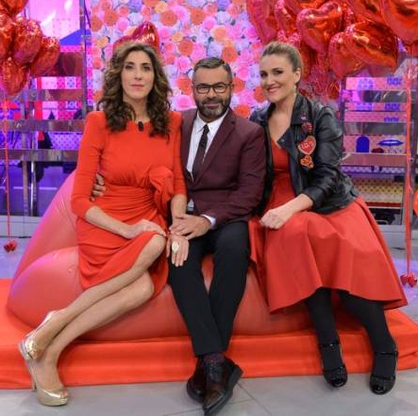 Jorge Javier, Paz Padilla y Carlota Corredera, narradores de la novela televisada 'Sálvame' (Telecinco)