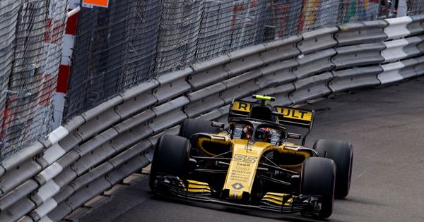 Foto: Una mala estrategia de Renault arruinó la carrera de Carlos Sainz en Mónaco (EFE)