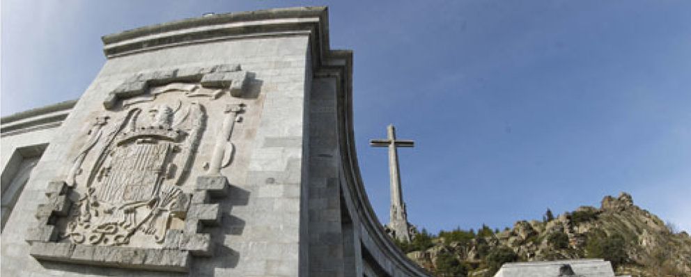 Foto: El Gobierno de Rajoy deberá 'retratarse' hoy por primera vez sobre los restos de Franco