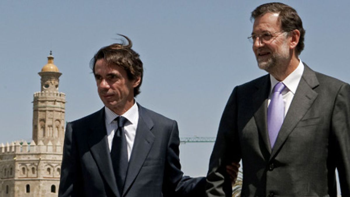 Fraga brinda ante Rajoy “por el único de nosotros que ha logrado llegar al poder: Aznar”