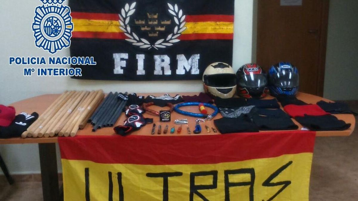 La Policía evita que dos grupos ultras se enfrenten antes de un partido en Murcia