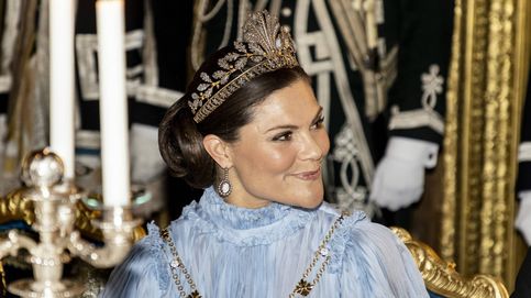 La peculiar historia de la tiara escogida por Victoria de Suecia para la última cena de gala