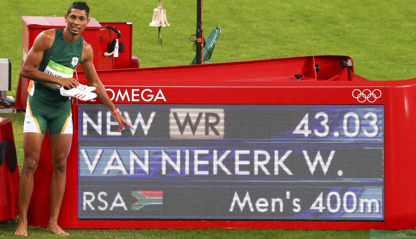 Van Niekerk batió el legendario récord de los 400 metros (Reuters)