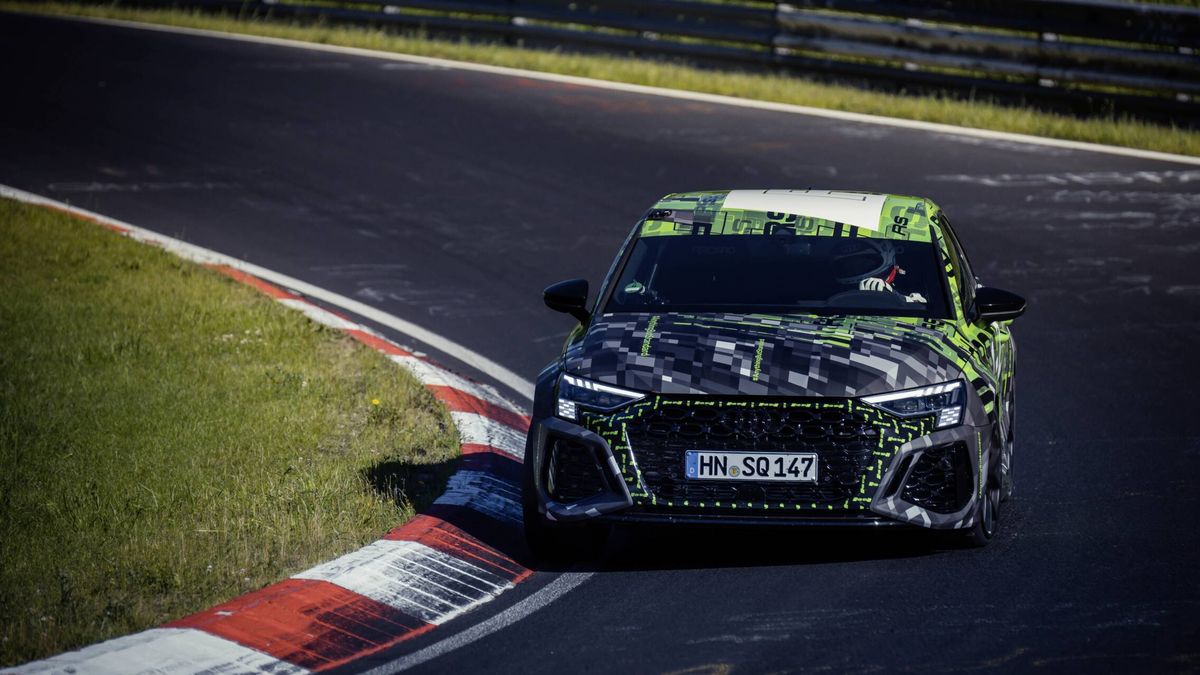 El Audi RS 3 Sedan pulveriza el récord de vuelta rápida de su clase en Nürburgring
