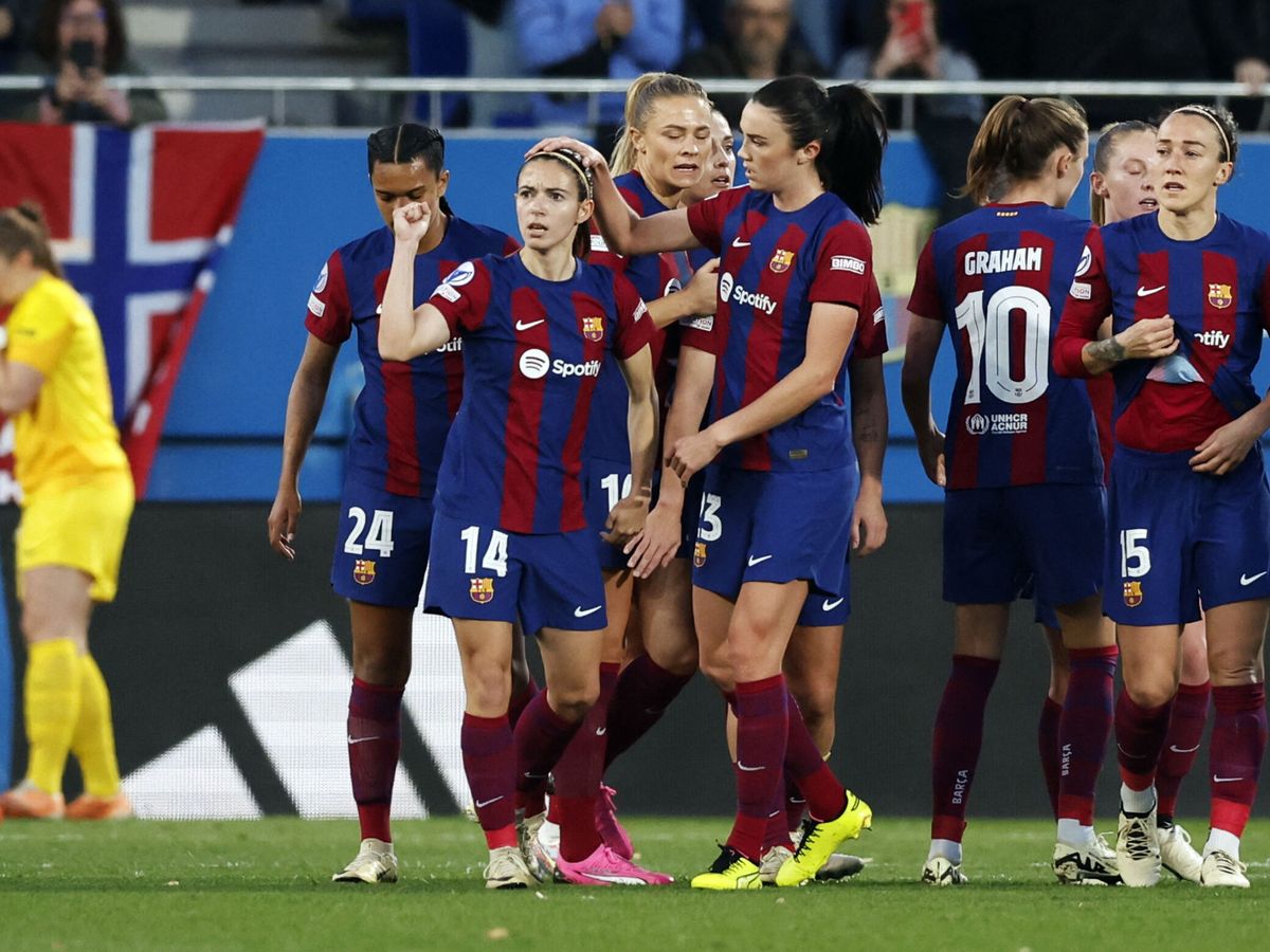 Foto: Las jugadoras del Barça celebran un gol frente al SK Brann (REUTERS/Albert Gea).
