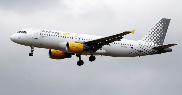 Foto: Un Airbus de la compañía Vueling. (Reuters)