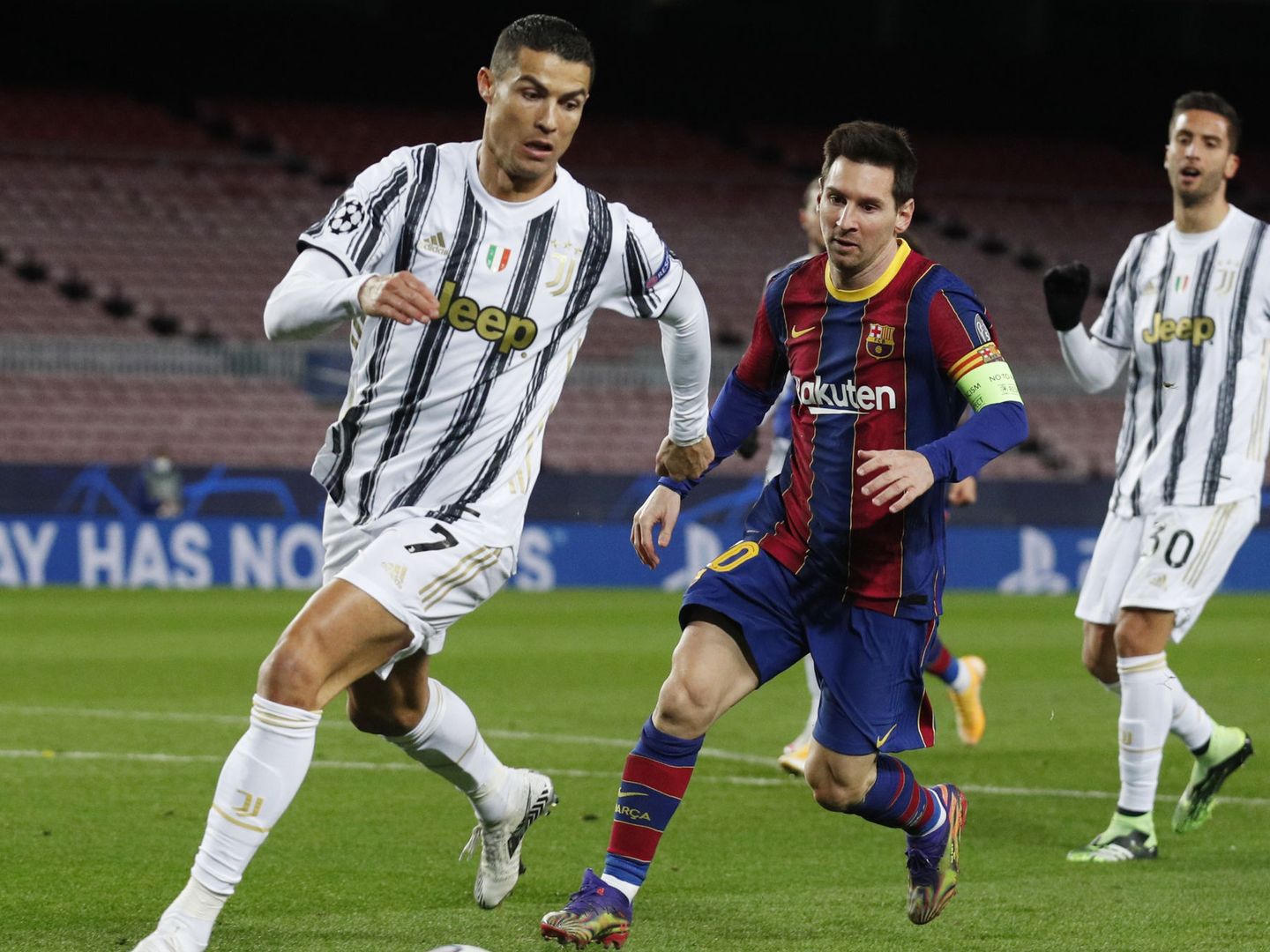 Cristiano Ronaldo y Lionel Messi. (Reuters)