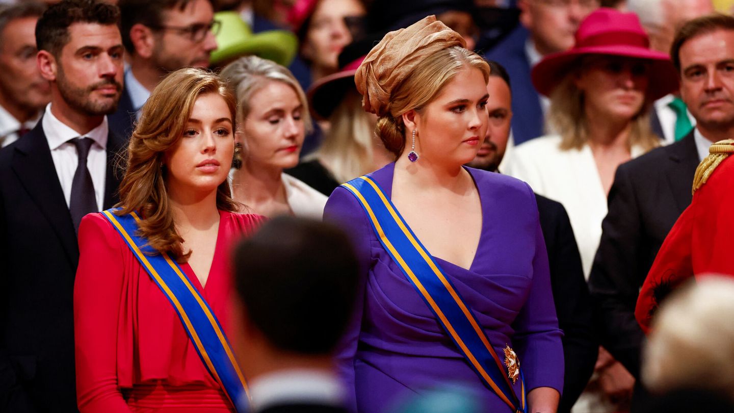 Amalia y Alexia de Holanda en el Prinsjesdag. (Reuters)