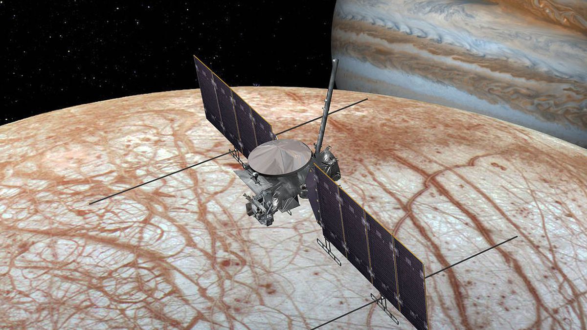 Cómo sobrevivirá la nave Europa Clipper de la NASA a su viaje a la luna hostil de Júpiter