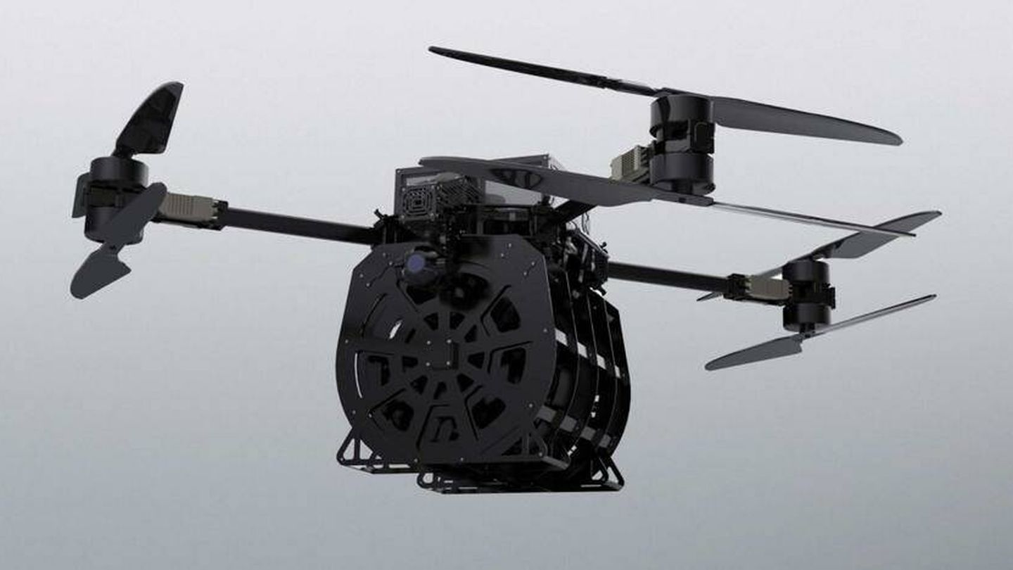 El dron Revolver 860 puede llevar hasta 8 morteros de 60 milímetros. (Dronesvision)