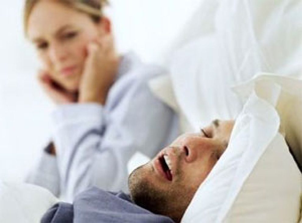 Foto: La mitad de las personas que roncan sufren apnea del sueño