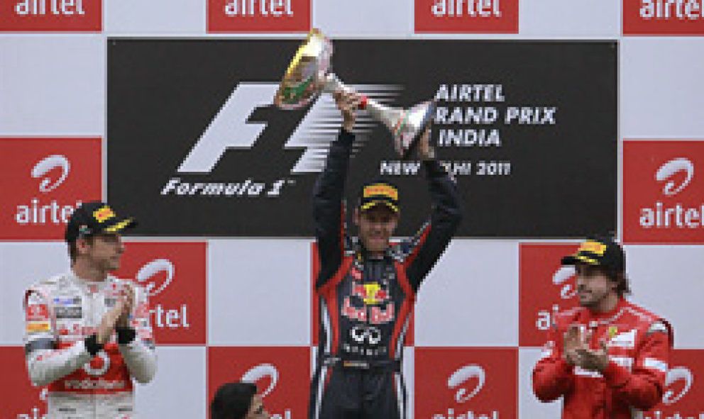 Foto: Alonso sube al podio en la India el día que Vettel se volvió a reír de todos