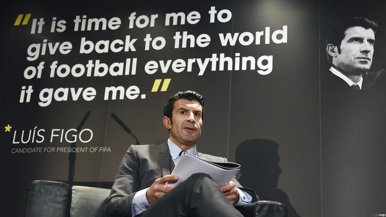 Foto: Luis Figo presenta su candidatura a la presidencia de la FIFA (Efe).
